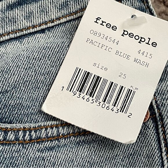 NWT Free People We The Free Avery Bermuda Denim Jean Short Size 25 Pacific Blue - Picture 7 of 13